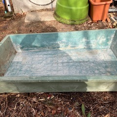 大型トロ箱の画像