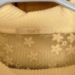 【未使用に近い】TORUTE
ニットワンピースの画像