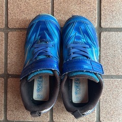 ガチ強　ポケモンスニーカー　17cm ルカリオの画像