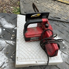 チェンソーの画像