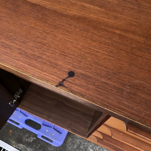 大川家具岡製作所　ソフィーウォールナット119サイドボード 脚付き