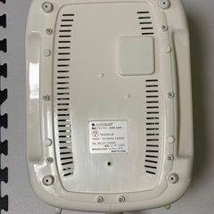 引渡す人が決まりました。
電気フライヤー おウチで揚げもの屋さん (2.5L) KFM-2500の画像