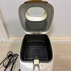 引渡す人が決まりました。
電気フライヤー おウチで揚げもの屋さん (2.5L) KFM-2500の画像