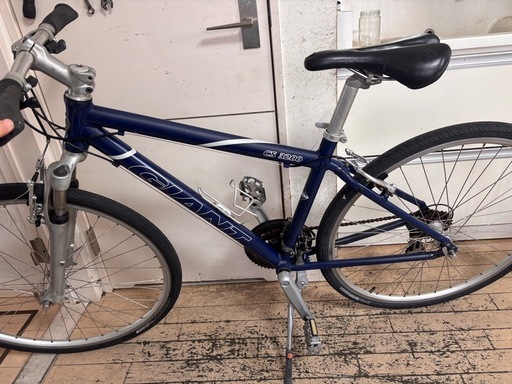 GIANT 注文 GS 2200 クロスバイク ネイビー GIANT GS 2200 クロス