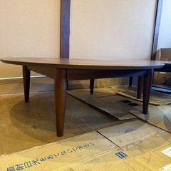 丸テーブル　4000円×2台の画像