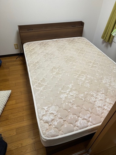 ダブルベット 上部コンセント付き | ヤマダウェブコム