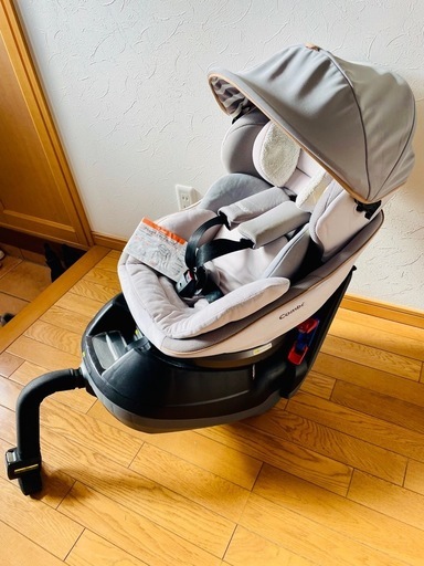 Combiチャイルドシート(退院後から使用可能)