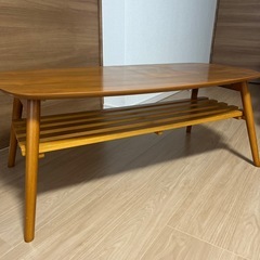 木製折り畳みテーブルの画像