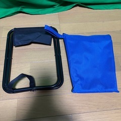 折り畳みチェア　ブルー1人用　おまけイス付きの画像