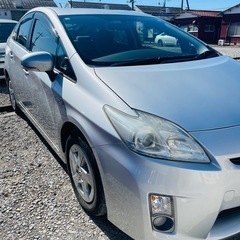 トヨタプリウスSの画像