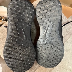 【美品】NIKE レボリューション7 ワイド 25.5cmの画像