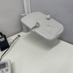 電話台 2台あります