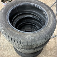 タイヤ　215/55/16 4本セットの画像