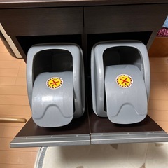 【引き取り者決定】ゴミ箱ストッカー付き棚の画像