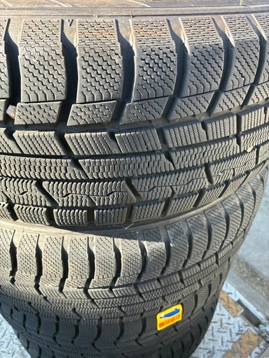 215/60R17スタッドレス4本セット