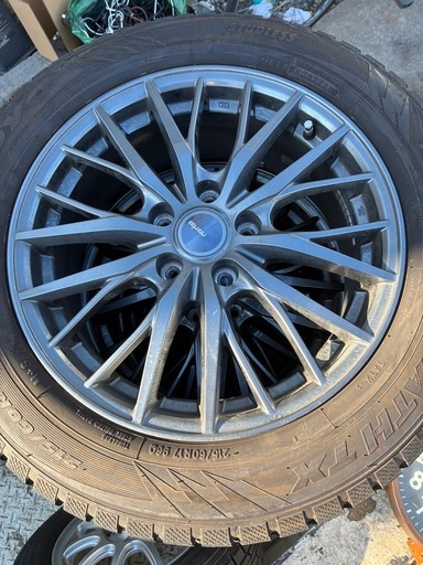 215/60R17スタッドレス4本セット