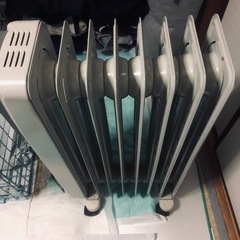 デロンギ　オイルヒーターの画像