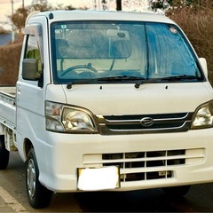 ダイハツ ハイゼット 4WD 🔘 型式：S210P 🔘 年式：2007年 🔘 走行距離：141,300km 🔘 車検：2004年3月9日 🔘 オートマチックトランスミッション 🔘 4WD 🔘 エアコン 🔘 パワーシャッターの画像