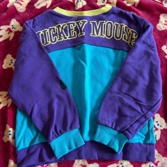 ミッキーマウス トレーナー 青 紫の画像