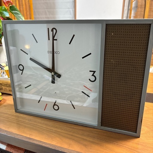 【超貴重】学校の時計 スピード発送致します！ 高級ブランド腕時計（新品・中古）の格安販売・高価買取【かめ吉