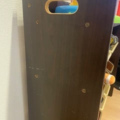 おもちゃ棚の画像