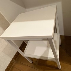 LOWYA ドレッサー ホワイトマーブル イス付きの画像