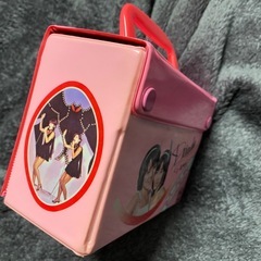 発掘！ピンクレディーのカセットテープや小物入れバッグ  新品未使用！2色セット　1976〜1977年頃の物です。の画像