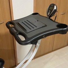 エアロバイク　家庭用バイク　ジム　運動の画像
