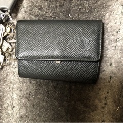 VUITTONキーケースの画像