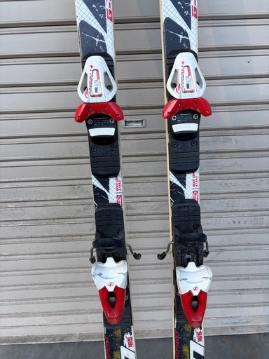 スキー板 ★ 小賀坂TRIUN  G-T/M ★ 165cm ★ デモモデル ★ オールラウンドモデル ★ チロリア製金具付き