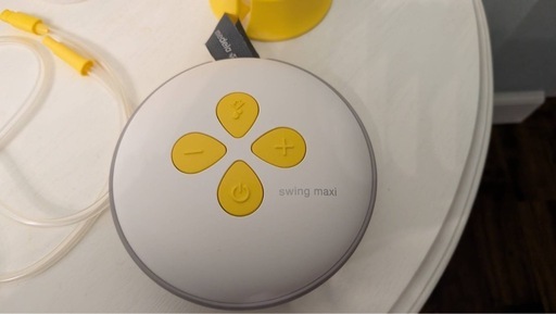 Medela メデラ　スイングマキシ　
電動さく乳器　美品　ほぼ新品 ◆ハーモニー等、超豪華おまけ(写真2枚目)つき！