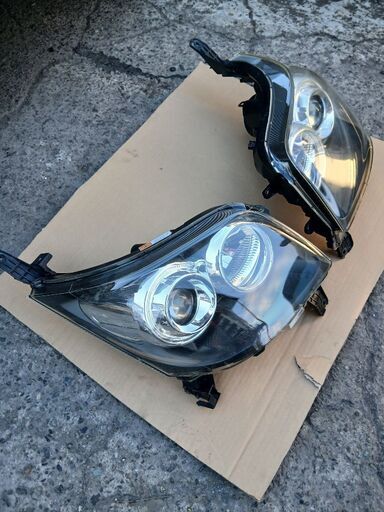 ムーヴ カスタム  前期 (L175S) ヘッドライト HID  左右 