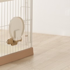 新品未使用　たためるペットテーブル　サークル用の画像