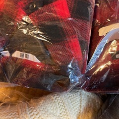 ニット、セーター、パーカー各種の画像