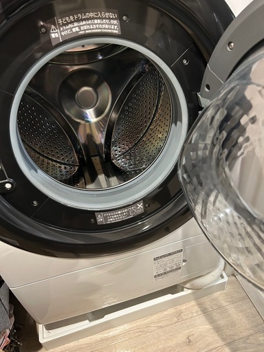シャープ　ドラム式洗濯乾燥機　2022年式