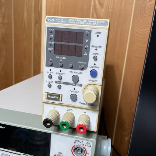 CVCC安定化電源0〜40V10A(B
)