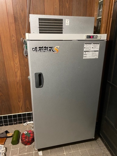 【定価15.7万円！玄米低音貯蔵庫✨】使用頻度少なめ！美品！ 