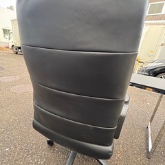 テーブルとイス　セットの画像