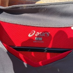 長袖スポーツウェアの画像