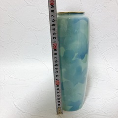 深川製磁 花瓶 色絵彩磁の画像