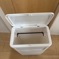 ゴミ箱 ニトリの画像