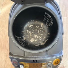 炊飯器の画像