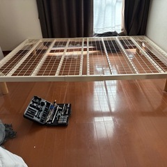 無印良品　セミダブルベッドフレーム　マットレスの画像