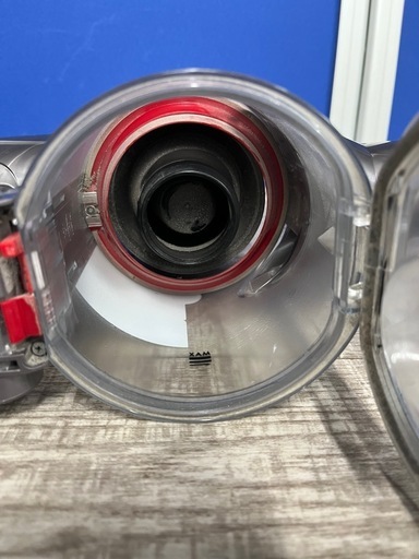 Dyson ダイソン V7 Slim スティッククリーナー 人気 本体・充電器