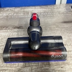 Dyson ダイソン　V7 Slim スティッククリーナー 本体・充電器の画像