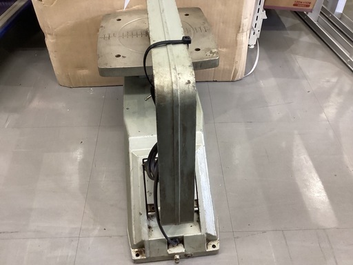 【中古C】 
RYOBI(リョービ) 卓上糸ノコ盤 TF-50