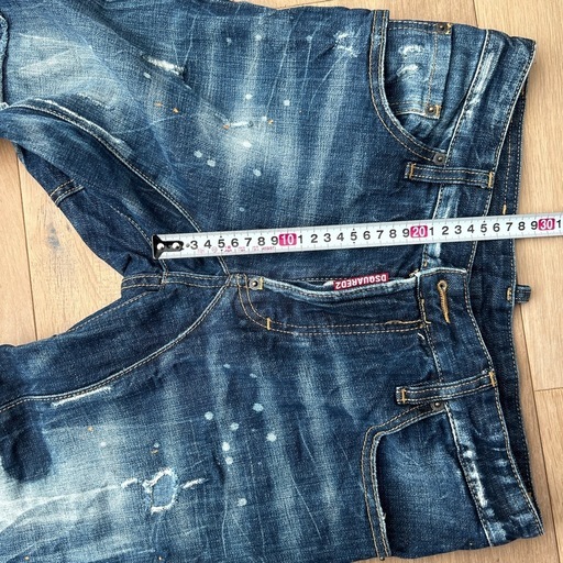 ハイブランド DSQUARED2 スキニーデニム