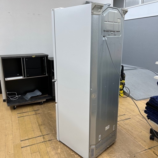 TOSHIBA トウシバ ノンフロン冷凍冷蔵庫 GR-U36SC 2023年製 定格内容積356L 3ドア ホワイト 冷蔵庫 のご紹介です！