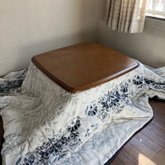 電気こたつの画像