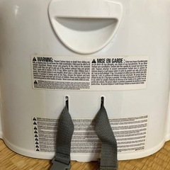 ベビー食事用チェアingenuityの画像